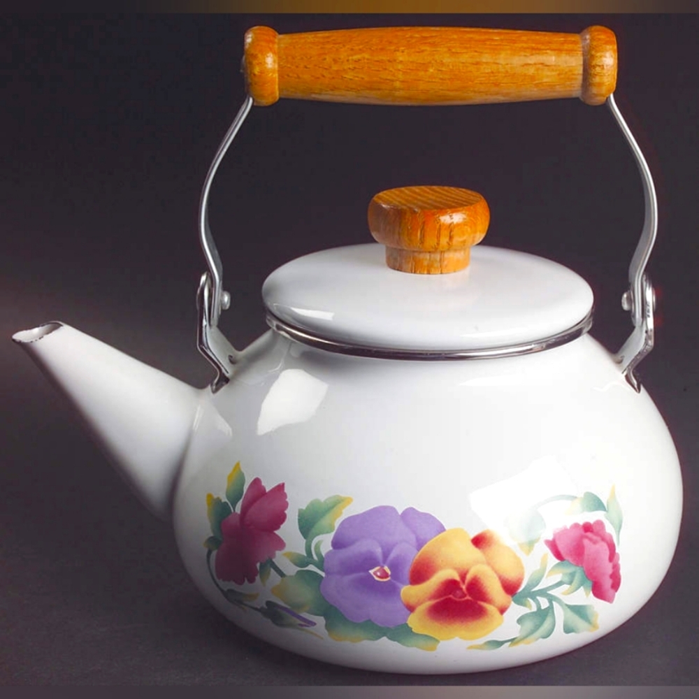 NIB: Vintage Corelle Coordinates Summer Blush Enamel Tea Kettle 💐